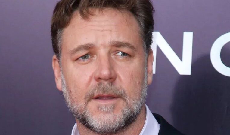 Russell Crowe – Name, age, height, hometown, famous movies, current relationship, awards.