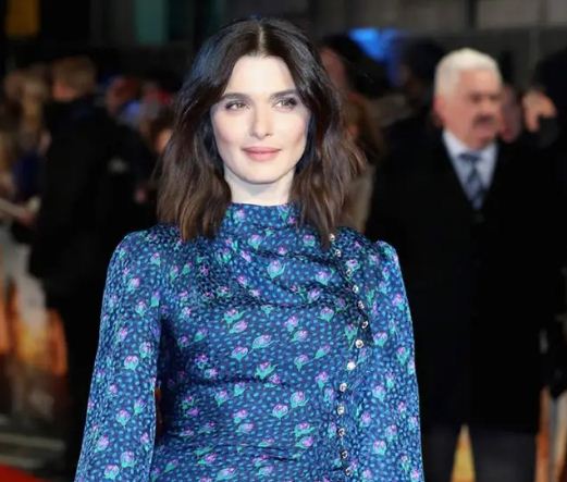 Rachel Weisz – Name, age, height, hometown, famous movies, current relationship, awards.