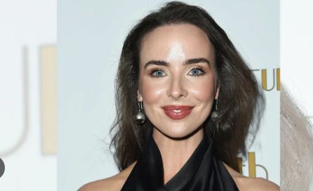 Ashleigh Brewer – Name, age, height, hometown, famous movies, current relationship, awards.