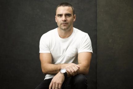 Dustin Clare – Name, age, height, hometown, famous movies, current relationship, awards.